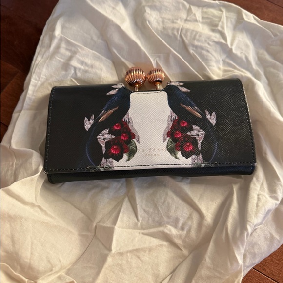 Ted Baker London Black and White Wallet with Floral and Bird Design - Picture 2 of 6